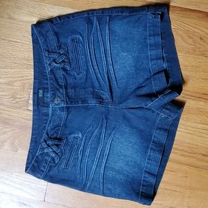 Size 10 a.n.a Stretch Jean Shorts